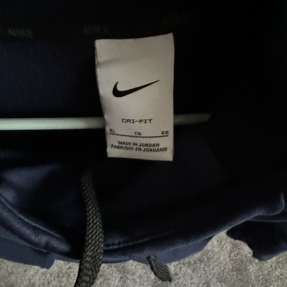 Orange theory/nike sweatshirt with hood - Picture 2 of 2